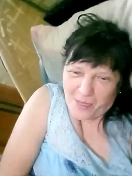 Apeesynka55211 online show from April 2, 1:47 am