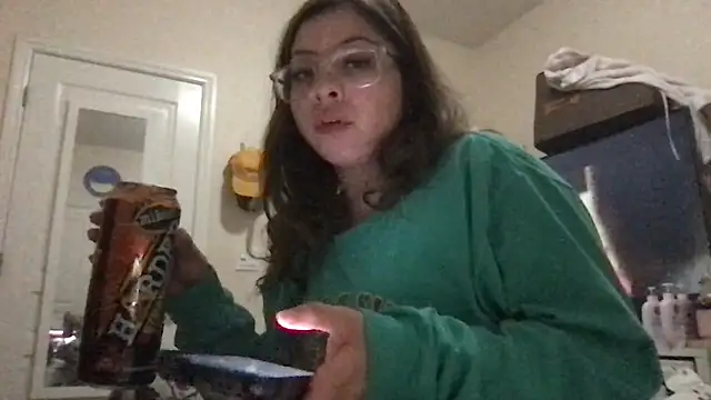 bunnygorl12 online show from March 5, 6:20 am