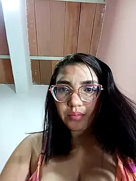 Snapshot of Naughty_anyeli chatting on October 22, 7:35 am Naughty anyeli online show from October 22, 7:35 am