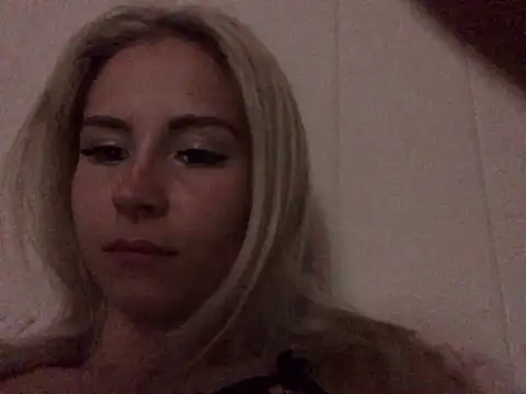 BrokenRomantic online show from July 27, 9:34 pm