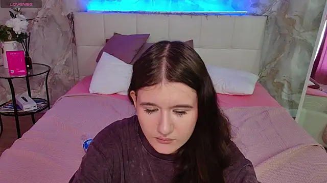 SweetDariaa online show from October 8, 5:23 am