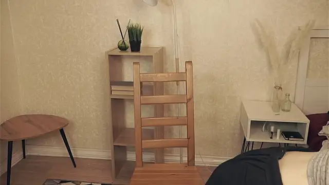 EviaVanveen online show from October 18, 8:06 am