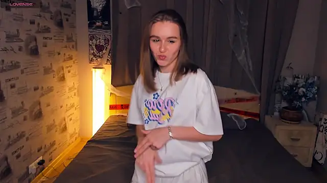 TienKnous online show from November 9, 7:10 pm