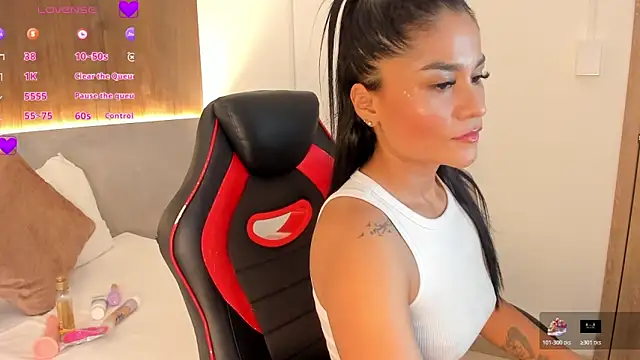 tabata69  online show from October 24, 8:49 pm