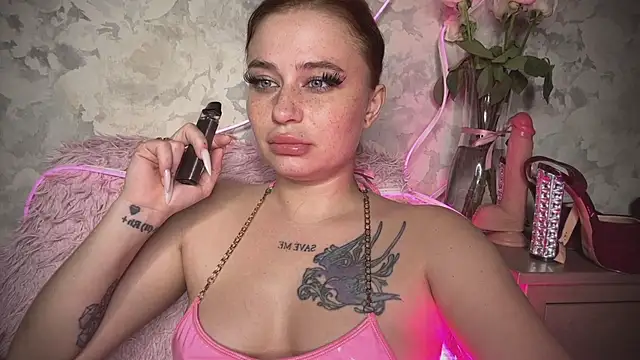 angelalicehell online show from October 28, 10:32 am