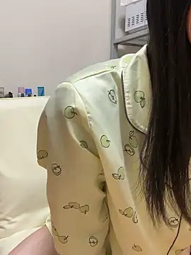 mia2 jp online show from November 27, 6:05 am