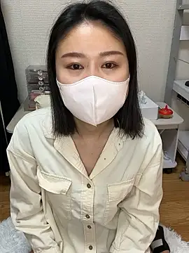 mia2 jp online show from April 18, 10:20 pm