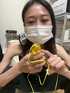 mia2 jp online show from October 12, 9:55 am