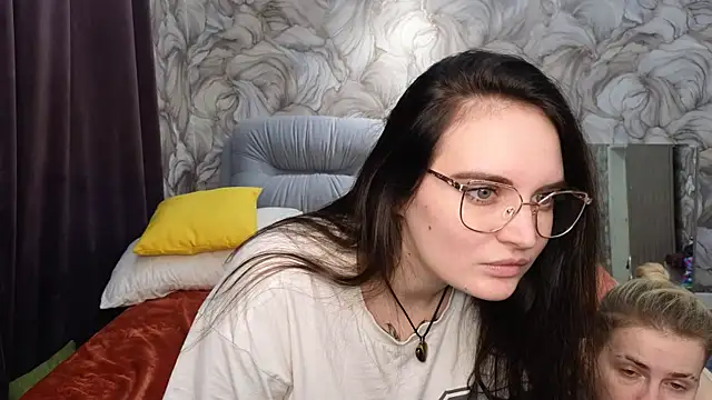 Snapshot of Mary_12 chatting on October 7, 11:25 am Mary 12 online show from October 7, 11:25 am