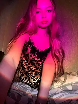  Siennaaa  online show from November 1, 9:08 pm