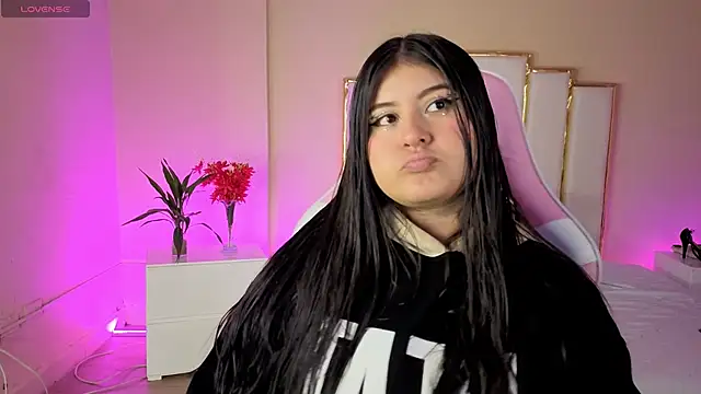 AnnaSwift  online show from April 17, 1:02 pm