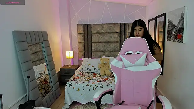 AnnaSwift  online show from November 29, 3:32 am