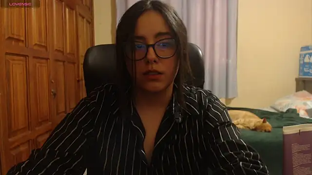 Venus cat  online show from December 16, 10:37 pm