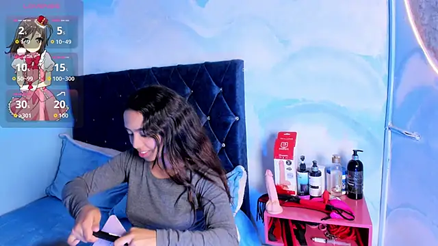 Snapshot of laylaa_fox chatting on October 15, 7:27 pm laylaa fox online show from October 15, 7:27 pm