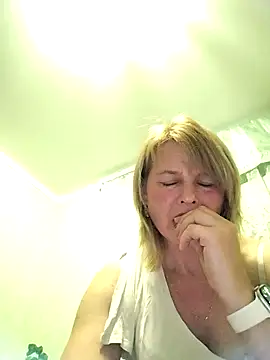 Masha412111 online show from November 12, 8:18 pm