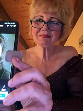 BoloshkaBlonda online show from March 16, 7:40 pm