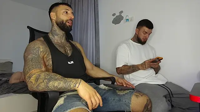 MasculineGuy99 online show from November 10, 9:26 am