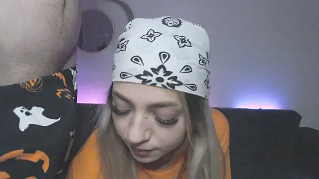 Dahliacruzz online show from December 16, 5:52 pm