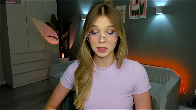 linakorvin online show from February 1, 1:21 pm