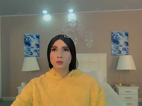 Luna LaFontaine online show from October 24, 12:12 pm