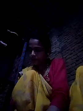 Snapshot of Mona7070 chatting on October 4, 12:27 am Mona7070 online show from October 4, 12:27 am