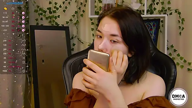 Kelly foox online show from January 11, 12:32 pm