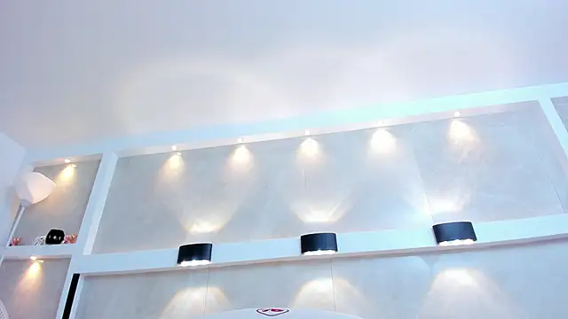 isaa stone online show from January 10, 8:02 pm