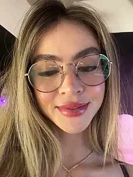 Lisa Belluci online show from October 11, 12:48 am