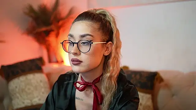 AileenKiss online show from January 8, 7:51 pm