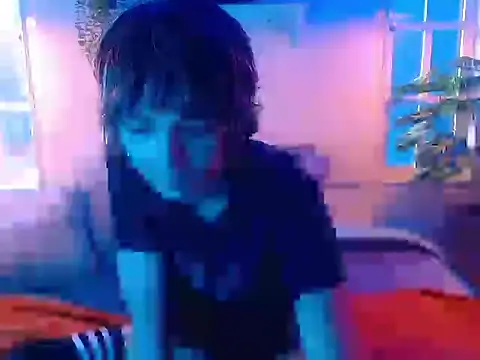 Snapshot of noellee__ chatting on October 11, 1:36 pm noellee online show from October 11, 1:36 pm