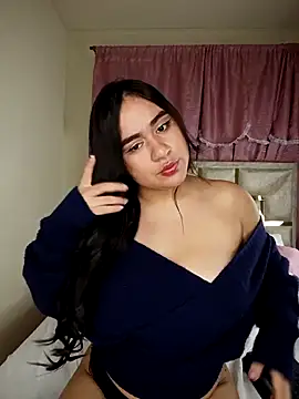 Mia belmontt online show from December 3, 8:00 pm