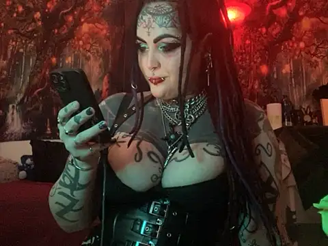 nyxvelon online show from February 21, 9:15 pm