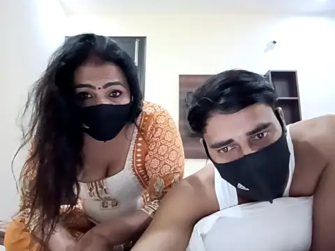 horny milf couple online show from November 27, 7:17 pm