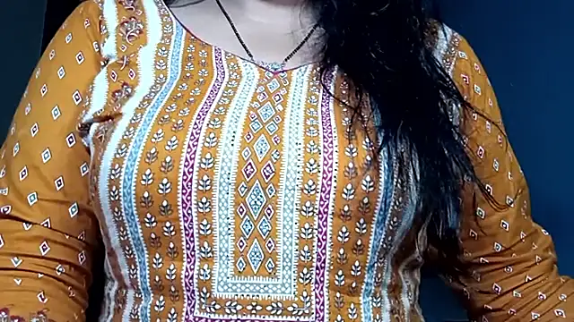 horny milf couple online show from April 20, 7:17 pm