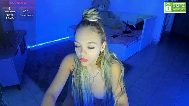 Daisy Abby03 online show from March 19, 7:24 am