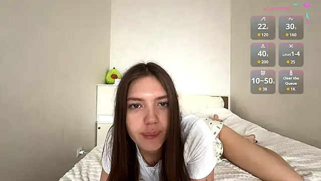 Snapshot of Furiablackmeow chatting on October 20, 6:05 am Furiablackmeow online show from October 20, 6:05 am