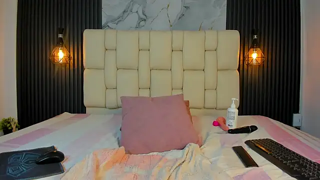 antonelasc online show from November 28, 9:18 pm