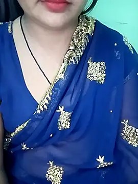 Snapshot of Rashmi_011 chatting on October 14, 6:43 pm Rashmi 011 online show from October 14, 6:43 pm