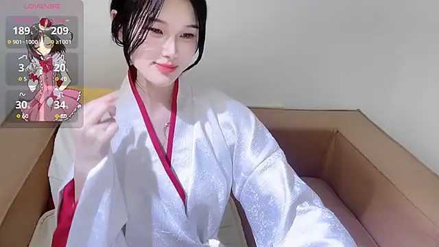 T-TeaR online show from April 13, 8:15 am