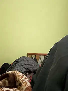 Beautiful Eye online show from December 19, 5:05 pm