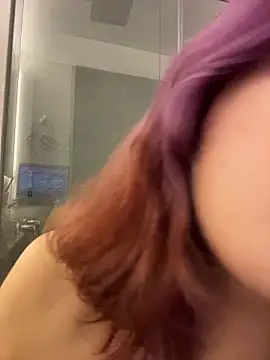 sukulaurens online show from December 4, 3:42 am