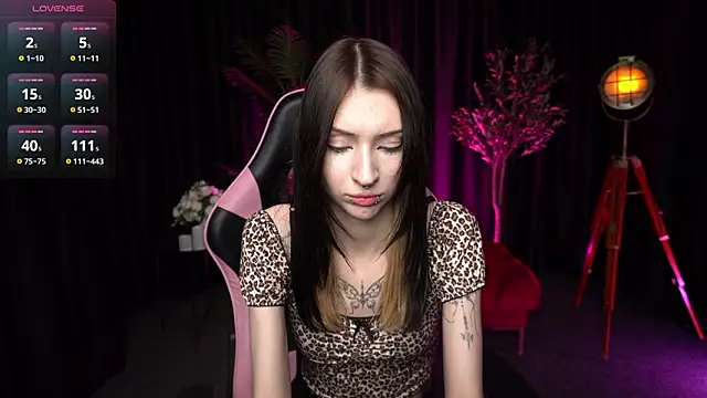 Trix Void online show from March 5, 11:17 am