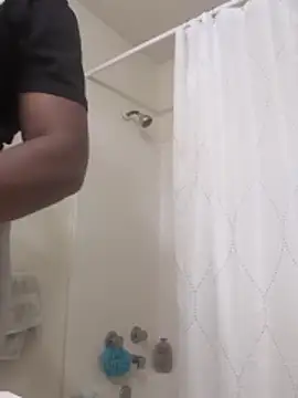 only liyah online show from October 25, 8:59 pm