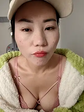 nini10052025 online show from January 12, 1:55 am