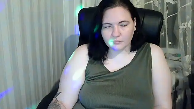 XLisaBlueXs  online show from October 15, 5:04 pm