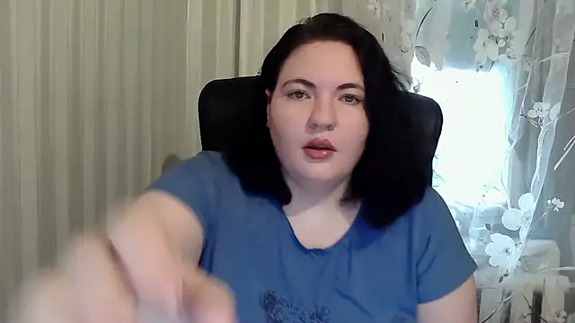 XLisaBlueXs  online show from October 21, 10:19 am