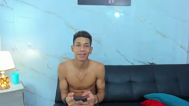 Little nicoll online show from April 1, 3:07 am