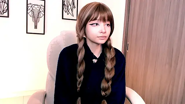 EmuOtori online show from October 11, 3:04 pm