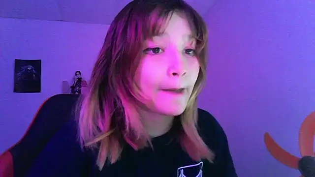 EmuOtori online show from February 24, 12:37 pm