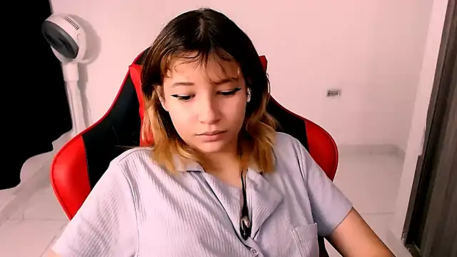 EmuOtori online show from January 10, 12:43 pm